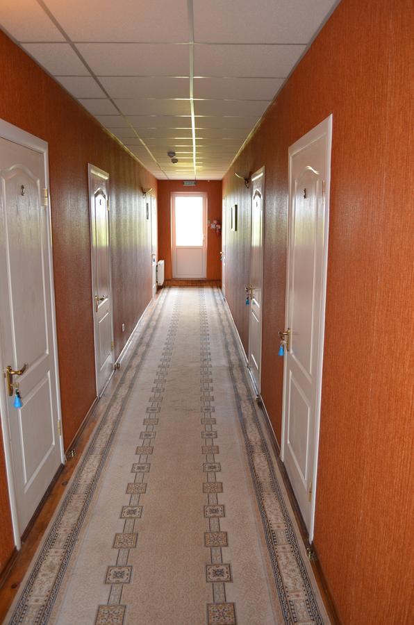 Transit Hotel Dyakovtsy Екстериор снимка